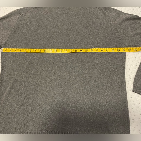 Calvin Klein Solid Grey V-Neck Pullover Sweater Cotton Modal Blend Men’s Large - Picture 5 of 8
